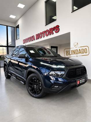 FIAT TORO 2.0 16V TURBO DIESEL ULTRA 4WD AT9 FIAT TORO 2.0 16V TURBO DIESEL ULTRA 4WD AT9